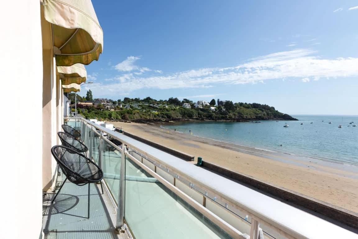 Les Pieds Dans L'Eau - Bel Appartement - Vue Mer カンカル エクステリア 写真